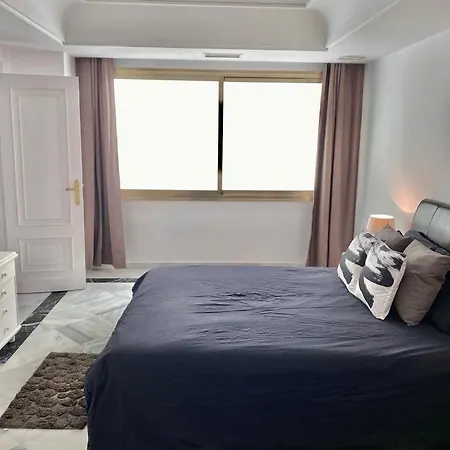 公寓 Puerto Banus Beachfront .gray D'albion . Amazing Location