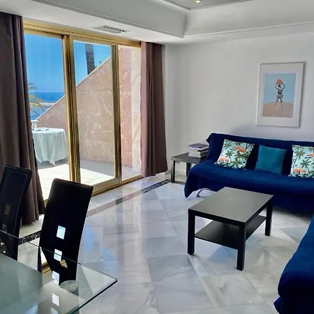 Puerto Banus Beachfront .gray D'albion . Amazing Location 公寓 马尔韦利亚