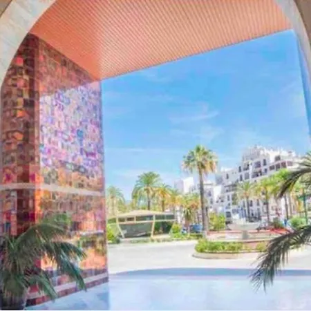 Puerto Banus Beachfront .gray D'albion . Amazing Location * 马尔韦利亚