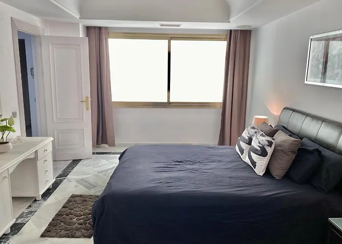 公寓 Puerto Banus Beachfront .gray D'albion . Amazing Location