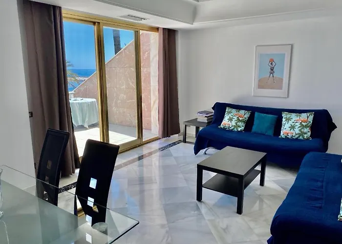 Puerto Banus Beachfront .gray D'albion . Amazing Location 公寓 马尔韦利亚