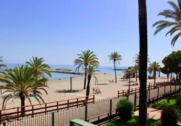 Puerto Banus Beachfront .gray D'albion . Amazing Location