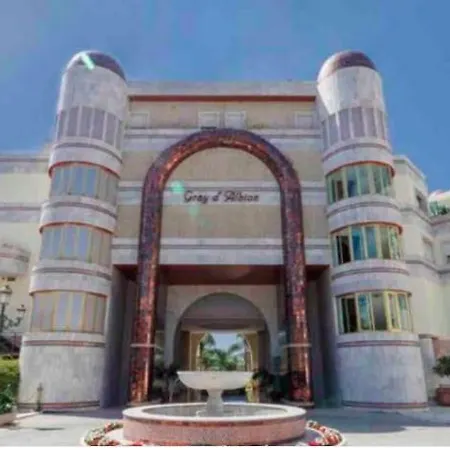 Апартаменты Puerto Banus Beachfront .gray D'albion . Amazing Location *